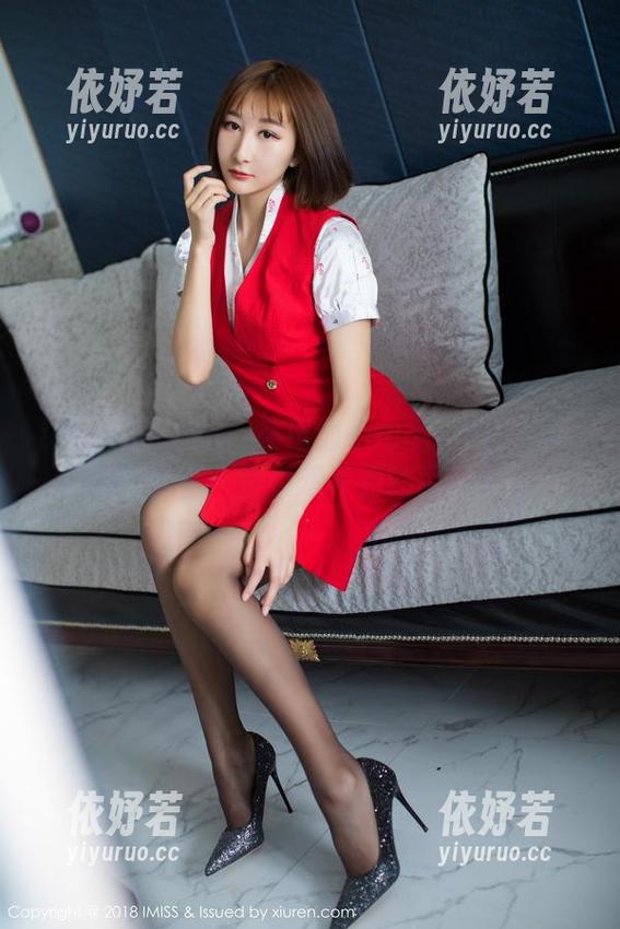 IMiss爱蜜社-逗逗doudou IMiss爱蜜社 - 在逗逗doudou的白色写真里,分享一些意想不到的可爱萌物!