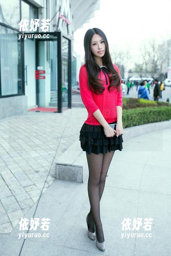 TuiGirl推女郎 - 土豆姐的蕾丝写真，套图一翻就发现碎片般的诱惑，真不知道该捡哪个。