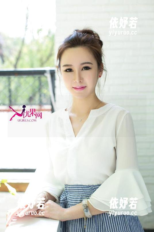 UGirls尤果网-景思晴 UGirls尤果网 - 打破职业装桎梏:偷偷看看景思晴的私拍,原来职场的另一面可以这么‘逗’!
