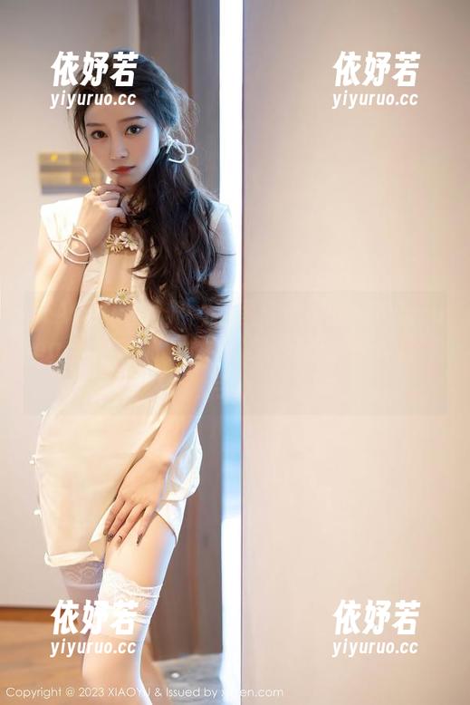 XIAOYU语画界-杨晨晨sugar XIAOYU语画界 - 原图没滤镜的杨晨晨sugar连体衣私房秀,让我好想对着屏幕挥手。