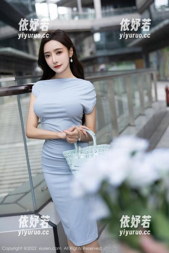 Xiuren秀人网-sibyl是女巫 Xiuren秀人网 - 愿意探一探sibyl是女巫的蕾丝全集原图?不时飘散着一些小心思哦!