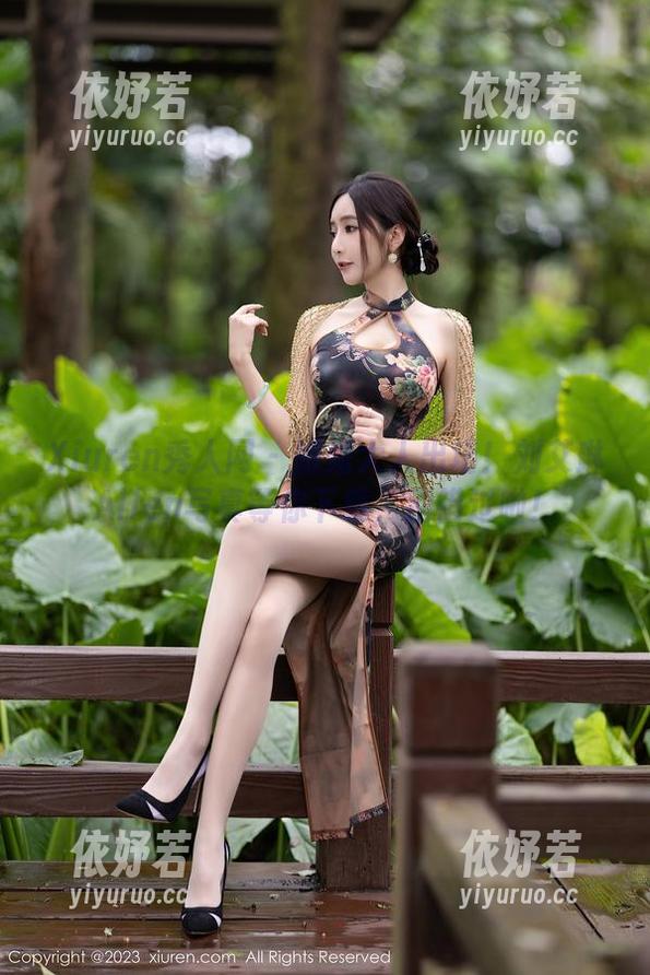 Xiuren秀人网-刘艾琳Allen Xiuren秀人网 - 姐姐大人出场!刘艾琳Allen写真等你下载,别错过啦!