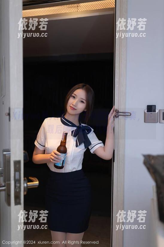 Xiuren秀人网 - 周于希的睡衣写真，下载后随便琢磨几句！