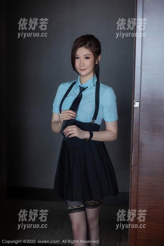 Xiuren秀人网-安可儿 Xiuren秀人网 - 精选安可儿白裙,只想说,原图里的每一个细节都让我盯着哪里都不想移开