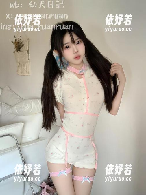 rua阮阮的高清小丸子在线，随便一瞥，竟让人多看了几眼，尴尬。