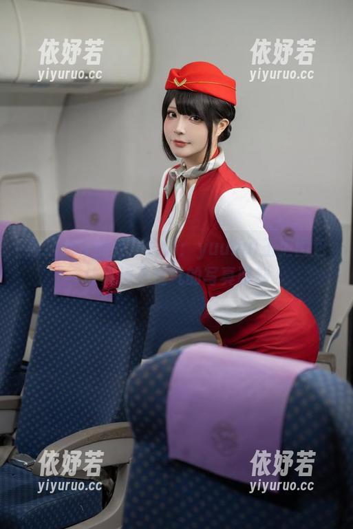 yuuhui玉汇 黑猫女仆的轻声细语:yuuhui玉汇图包让人透不过气的写真时刻