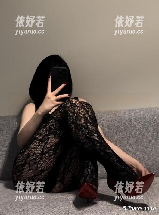 保守的二舅妈 微密圈 - 发现保守的二舅妈修女的美图合集,沉默不语的独特风格
