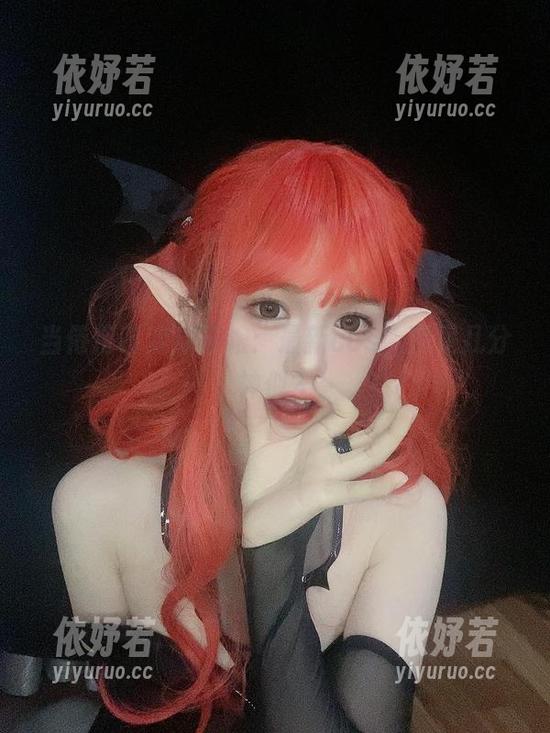 倦倦喵 当倦倦喵变成猫娘:最新cos,究竟几分神似?
