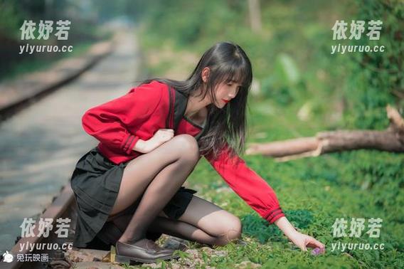 兔玩映画 兔玩映画女仆凛:这图集的可爱与不羁,让人不禁想多看几眼。
