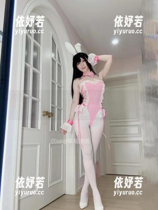 十万口草莓粥粥 微密圈 - 十万口草莓粥粥的2024年舰长福利,保证你上壁纸界的热搜