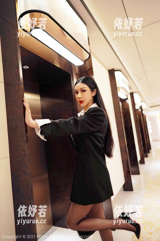 嗲囡囡-Hana妹 嗲囡囡 - Hana妹大人的私房写真:谁说女王不能闲聊?