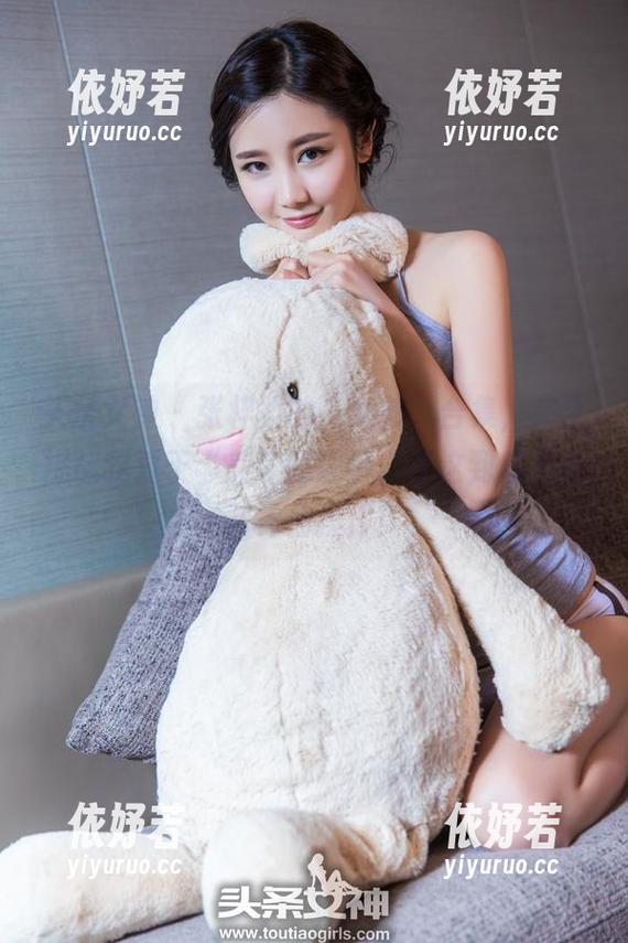 头条女神 - 张梓柔的“女孩”合集，完全挑战我对于“美”的理解，喔这到底是什么神仙操作！