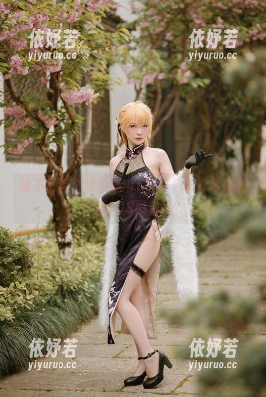 妖少you1 谁不想有个妖少you1陪你一块看高扬斯卡娅COS图包呢?