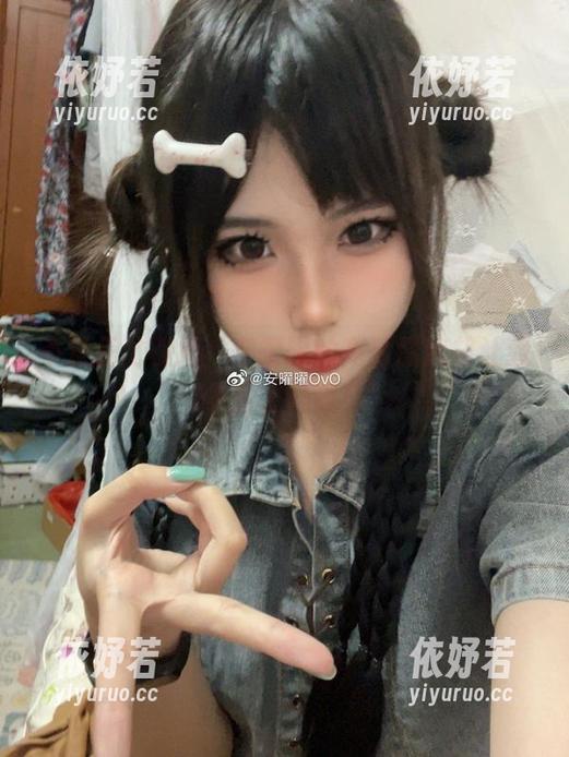 不过是比基尼，安曜曜的高清图库却让我多看了几眼！
