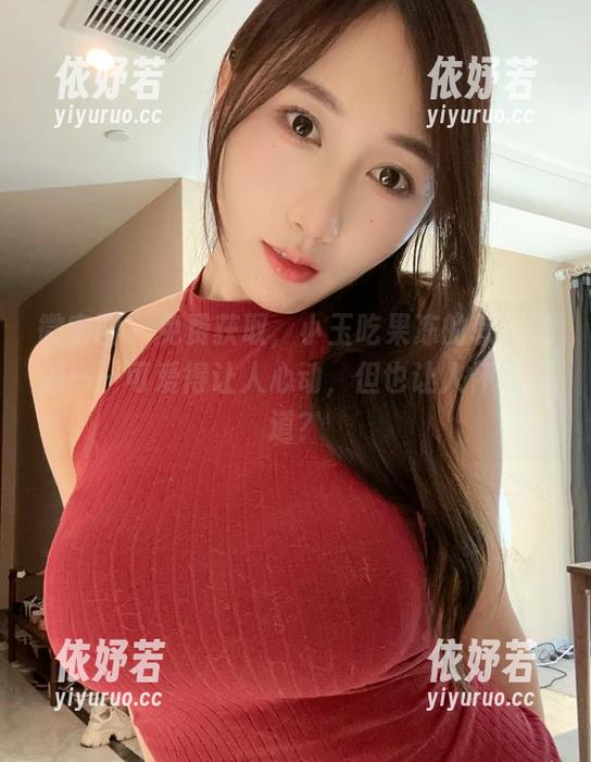 小玉吃果冻 微密圈 - 免费获取,小玉吃果冻的软萌图册——可爱得让人心动,但也让人怀疑味道?