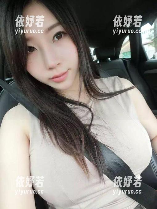 小芯酱 微密圈 - 小芯酱的短裙写真集——精选你的视线,不然我就垂死了…
