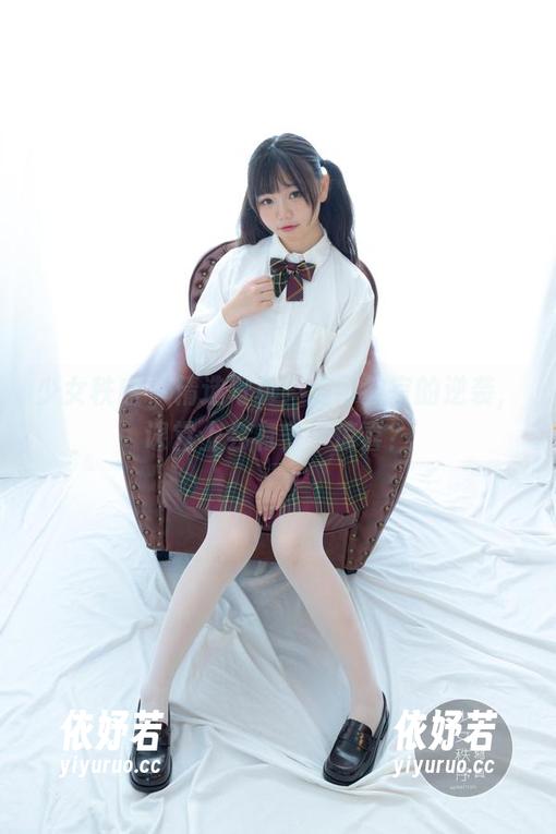 少女秩序-鹿可 少女秩序 - 精选写真:鹿可教室的逆袭,课堂上会有多少惊喜?