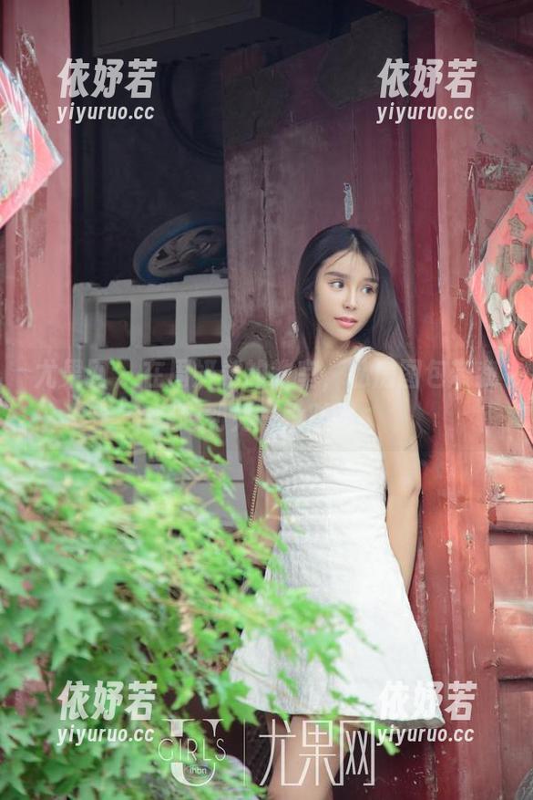 尤果网-周妍希 尤果网 - 在周妍希的教室,私房图包带我穿越到另一段时间。