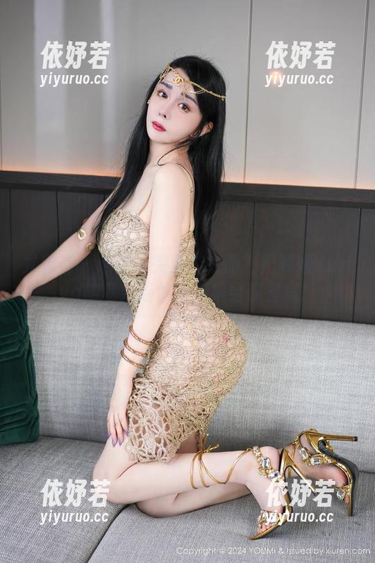 尤蜜荟 - 谁需要完整的衣服？严利娅Yuliya的私拍连体衣图集给你答案！
