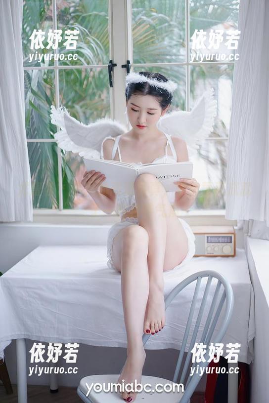 尤蜜荟 - 菲儿的高清写真，黑色蔷薇成就了一种独特气质