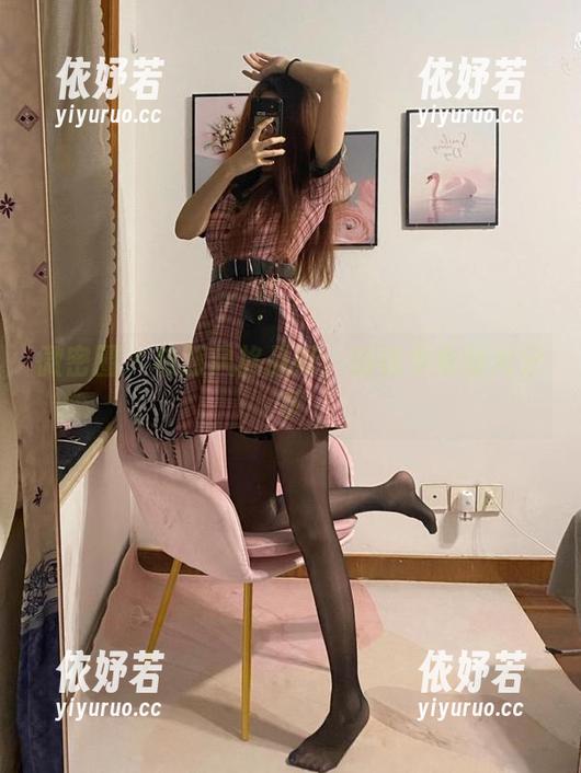 微密圈 - 校服风格品味：提袜少女图片分享