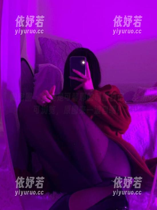 是可馨耶 微密圈 - 这是是可馨耶的制服日记,全集可浏览,原图来一波自嘲!