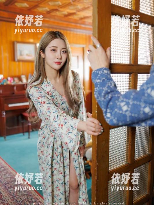 普美Bomi(보미)的女友全集：看她如何驾驭各种姿态