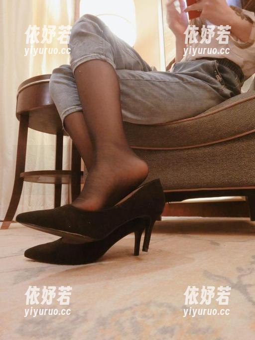 杨大乐乐很靠谱 微密圈 - 原图也要“乐”起来,杨大乐乐很靠谱的美足图册给你看足下风光!