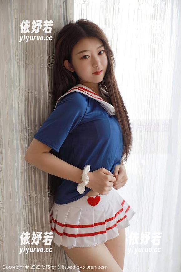 模范学院-任莹樱 模范学院 - 任莹樱美腿全套,图片没说的你得自己去想。