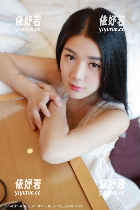 模范学院-加朵babe 模范学院 - 最新图库:加朵babe与粉色的火花碰撞,甜蜜到掉牙!