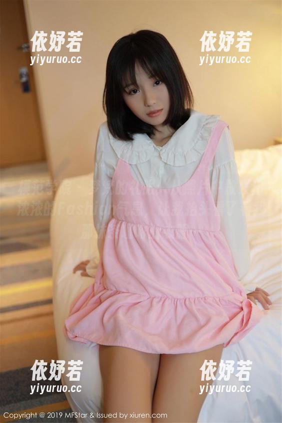 模范学院-梦梵 模范学院 - 梦梵的礼服:从照片中散发出浓浓的Fashion气息,让我抬头看了看我那抹茶咖啡的衣服…