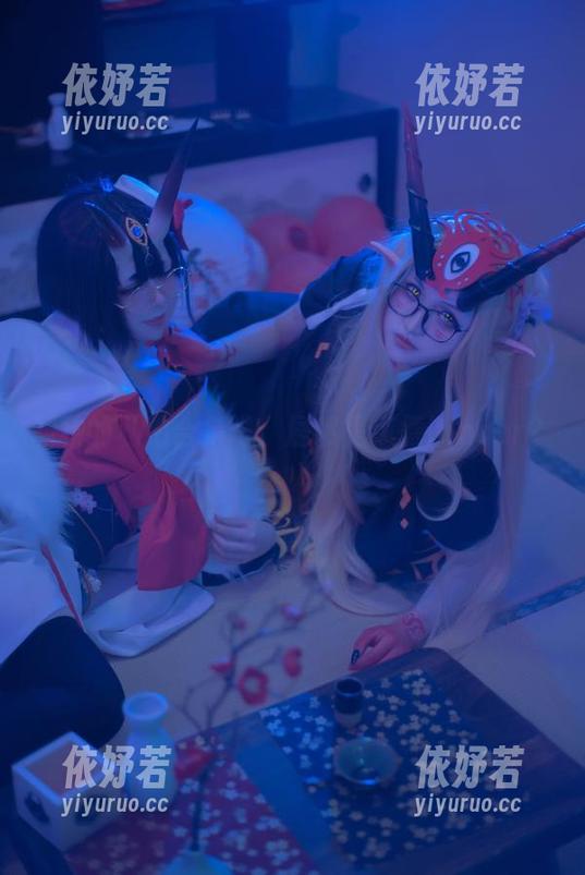渊秧的私拍合集吧，居然是贞德lancer？