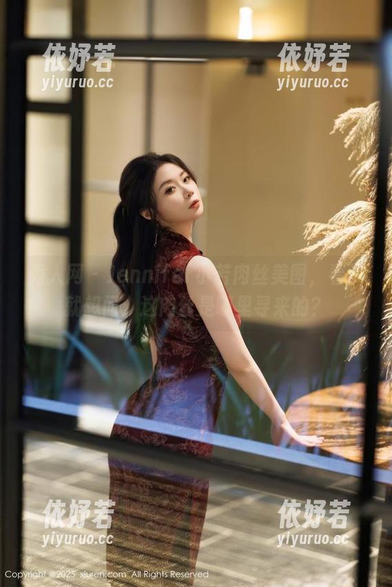 秀人网 - Jennifer小若肉丝美图，看了就想问：这肉丝是哪里寻来的？