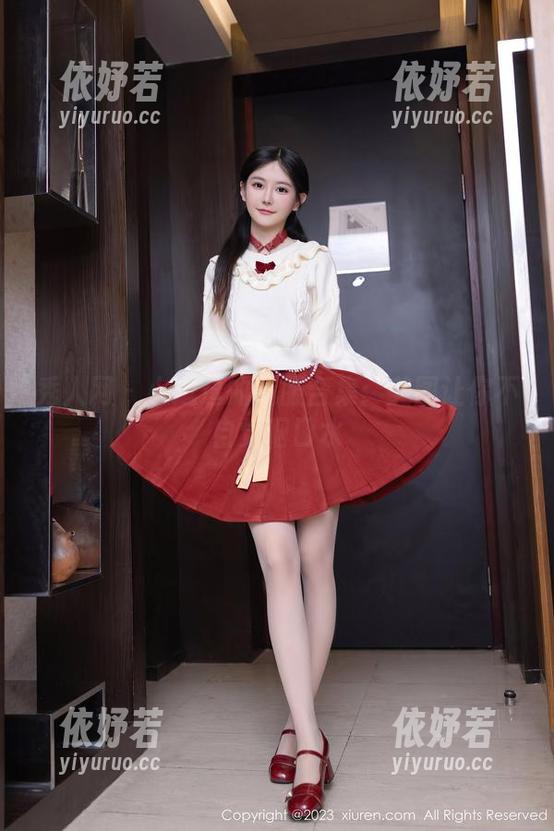 秀人网-小逗逗 秀人网 - 小逗逗的礼服合集:美图让你不自觉咽口水