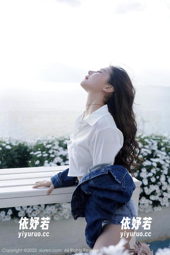 秀人网-谢晚晚 秀人网 - 无意间的温柔:谢晚晚的写真和超赞的套图,总是让人一见倾心!