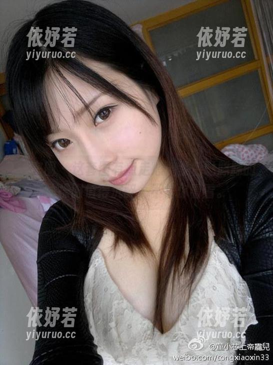 紫色哒豚豚 微密圈 - 这套图有点走心,紫色哒豚豚的体操服值得沉醉,不信你看看。