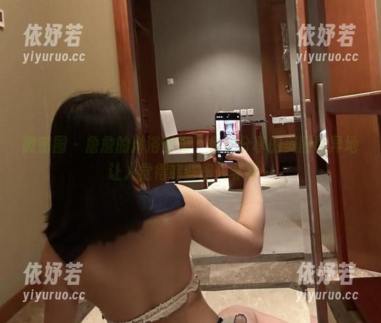 詹詹 微密圈 - 詹詹的淋浴时光,免费分享的美图诡异地让人觉得有些想入非非…