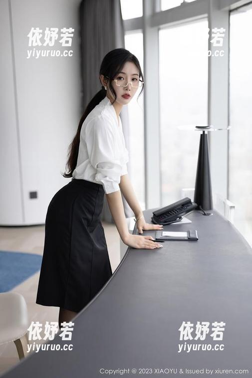 语画界 - 圣诞快乐：玥儿玥er在线送你充满惊喜的美图！