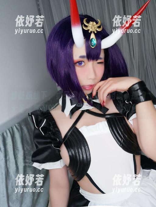 碧蓝航线下，贞子蜜桃和怨仇相遇，拥抱无圣光气息的图集来了，谁喜欢谁知道！