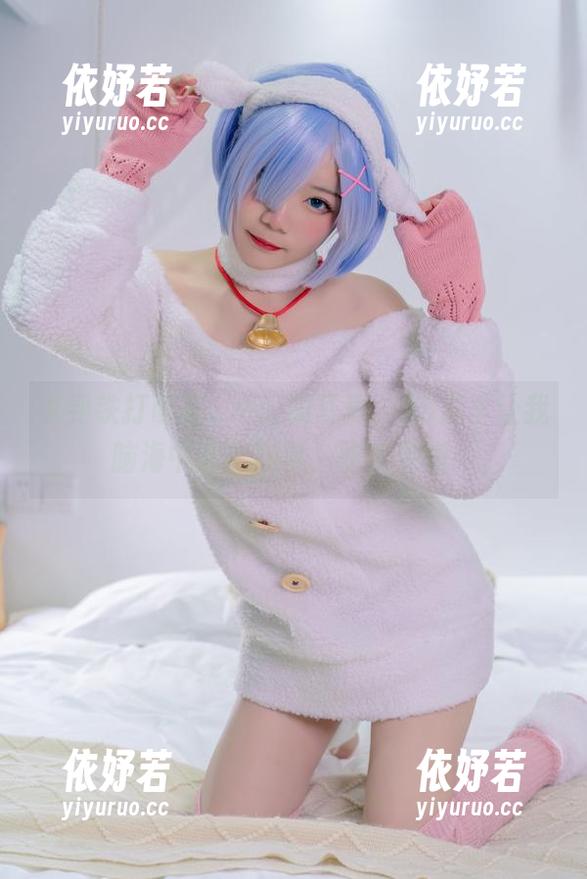 铁打萌萌_moi 说到铁打萌萌_moi的写真,2B羔羊让我脑海中冒出糗事,快来更新!